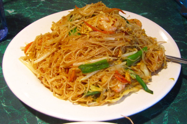 photo of Singapore noodles from Apsara, Providence, RI