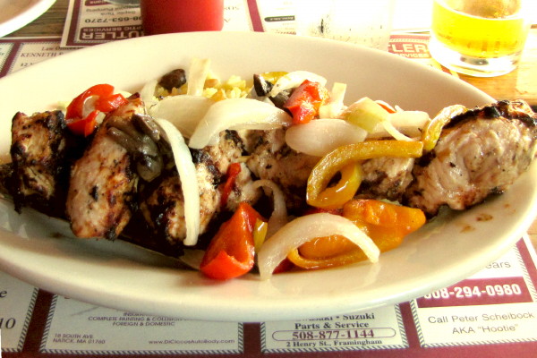 photo of turkey tip skewer plate from the Dudley Chateau, Wayland, MA