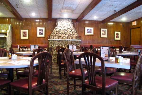 East Greenbush Diner, East Greenbush, NY | Photo from Boston's Hidden