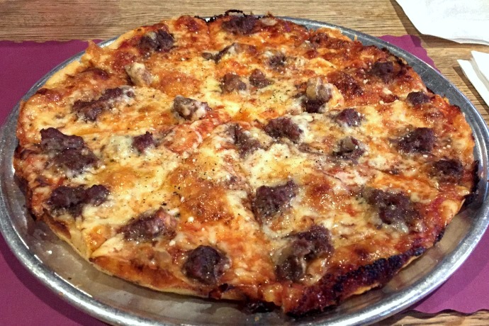 photo of hamburger pizza from Damien's Pub, Hanson, MA