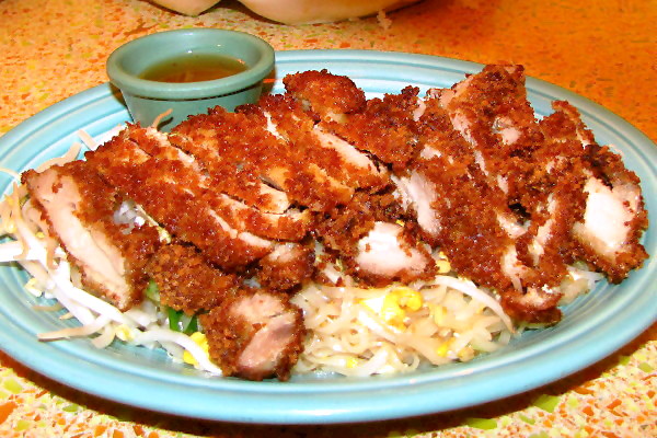 photo of Pad Thai with crispy chicken from Dok Bua, Brookline, MA