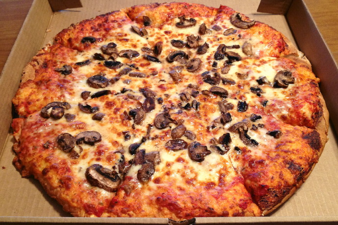 photo of a mushroom pizza from Easy Pie, Braintree, MA