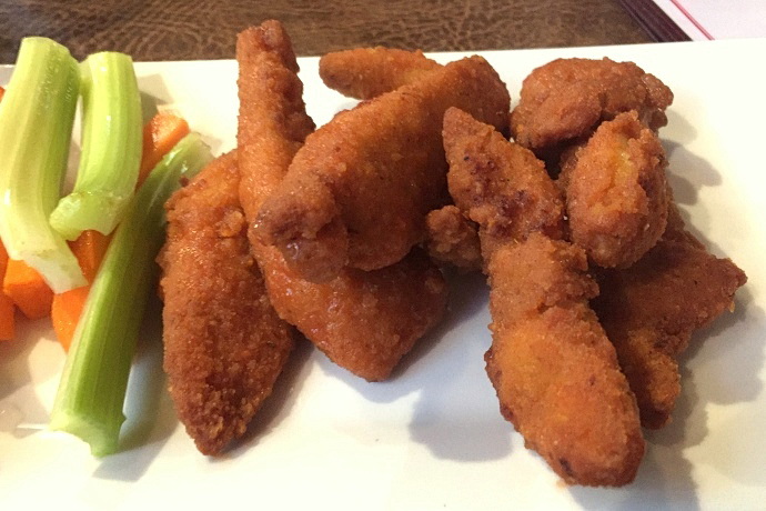 photo of buffalo tenders from 8/10 Bar and Grille, Everett, MA