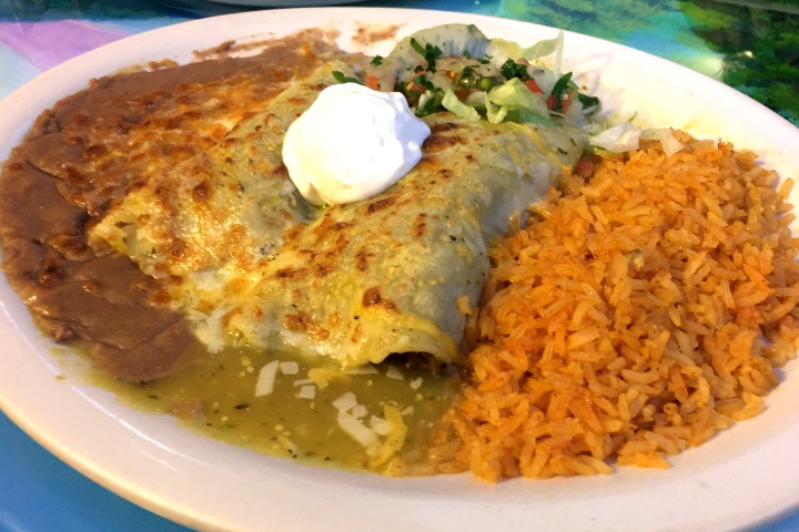 photo of tomatillos enchiladas from El Mariachi, Framingham, MA