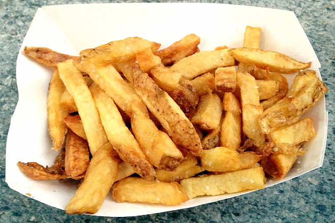 photo of French fries from Flat Patties, Cambridge, MA