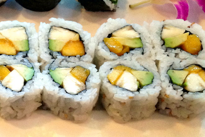 photo of fruit roll from Genki Ya, Brookline, MA