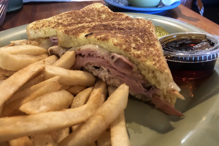 photo of Monte Cristo from Grumpy's Restaurant, Dennis, MA