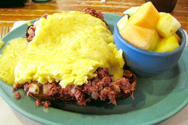 photo of stuffed potato from Grumpy's Restaurant, Dennis, MA