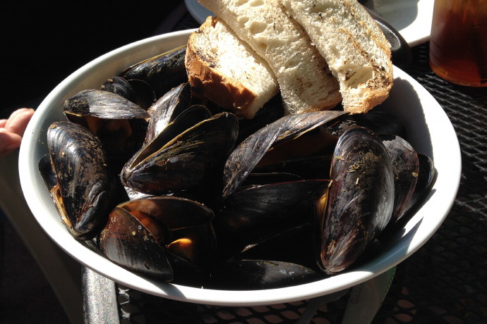 photo of mussels from The Lobster Shanty, Salem, MA