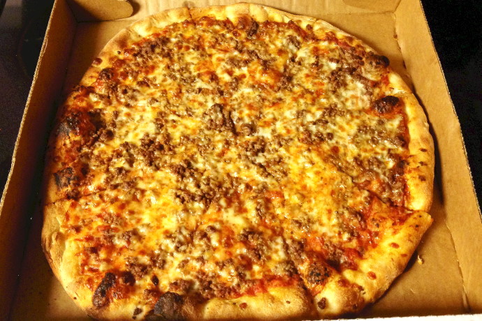 photo of hamburger pizza from Louie's Pizza, Woburn, MA