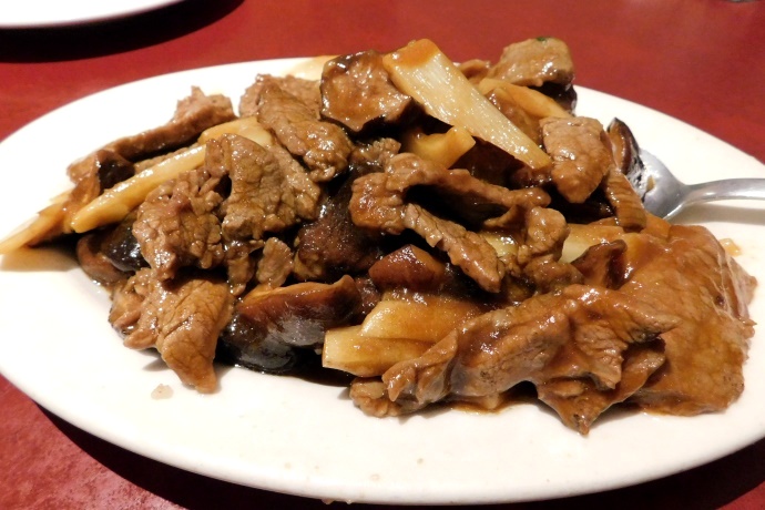 photo of beef with mushrooms and bamboo shoots from Mary Chung, Cambridge, MA