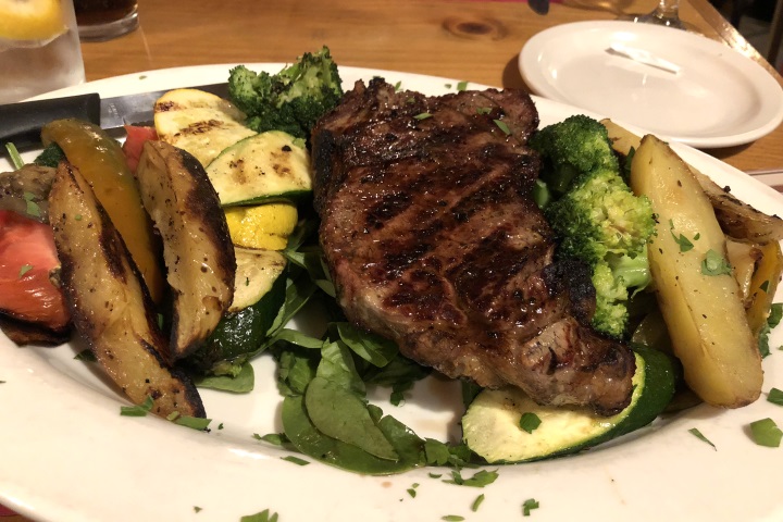 photo of steak from Mezzo Mare, Hull, MA