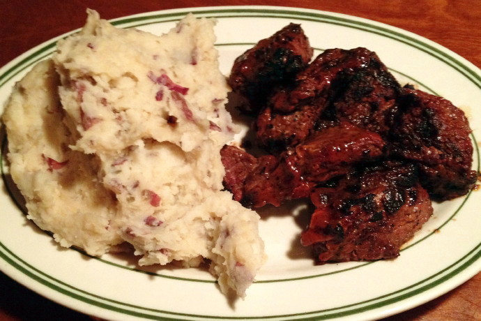 photo of steak tips from  Pearl Street Station Restaurant, Malden, MA