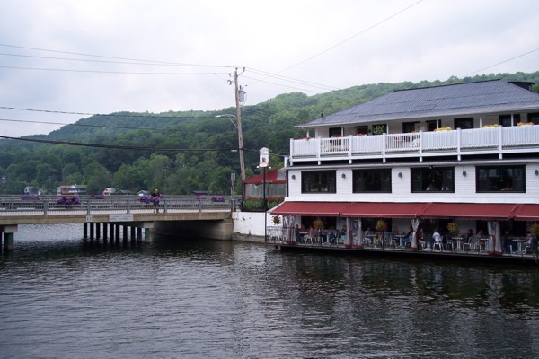 photo of Pilsen Pub, North Hatley, Quebec
