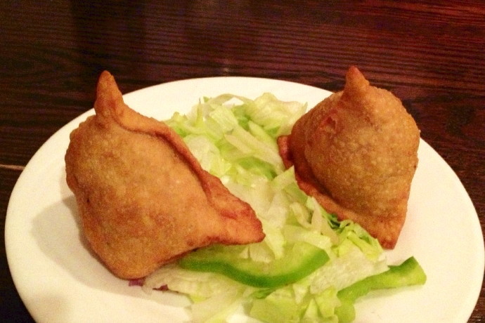 photo of vegetable samosas from Punjab Cafe, Quincy, MA