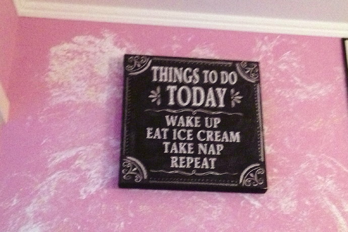 photo of a sign at Quincy Creamery in Quincy, MA