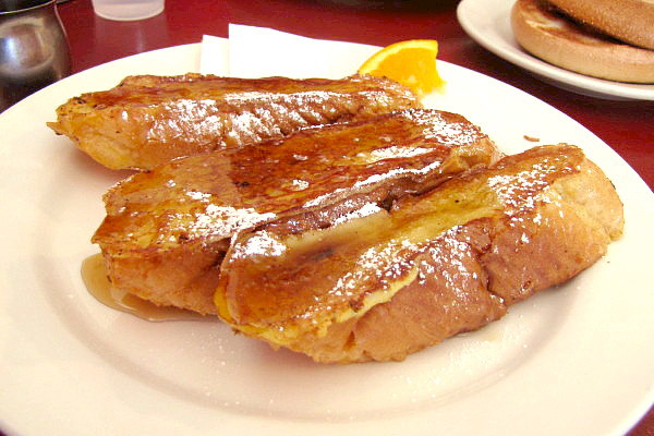 photo of French toast from Renee's Cafe, Somerville, MA