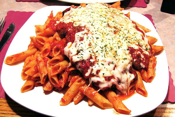 photo of chicken parmigiana from the Salem Wood Cafe, Malden, MA