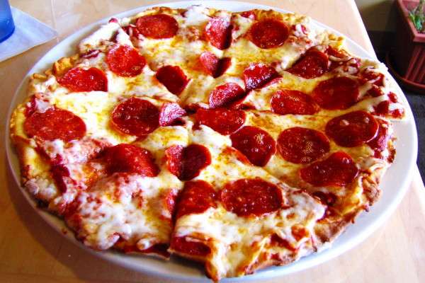 photo of flatbread pizza from Sebago Brewing Company, Kennebunk, ME