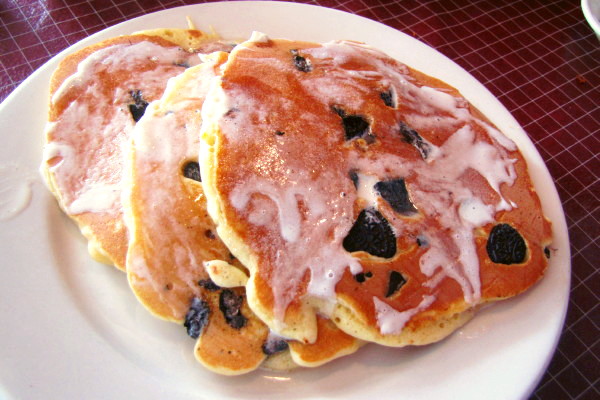 photo of Oreo cookie pancakes from Stars, Hingham, MA