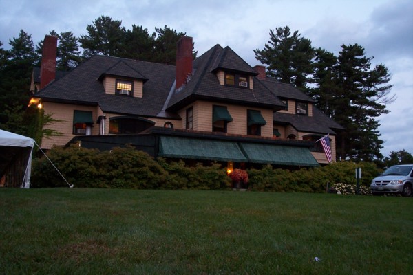 photo of the Stonehurst Manor, North Conway, NH
