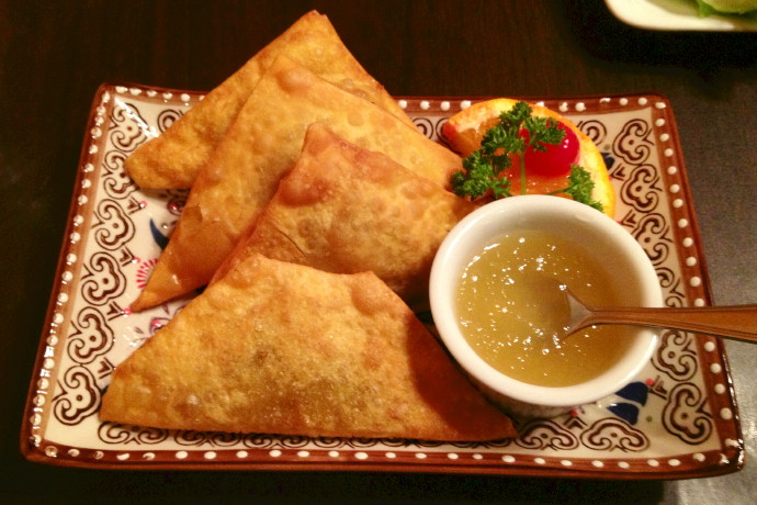 photo of hot golden triangles from Sweet Ginger, Somerville, MA