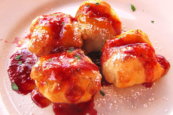 photo of baked brie puffs from Tavern on the Hill, Easthampton, MA