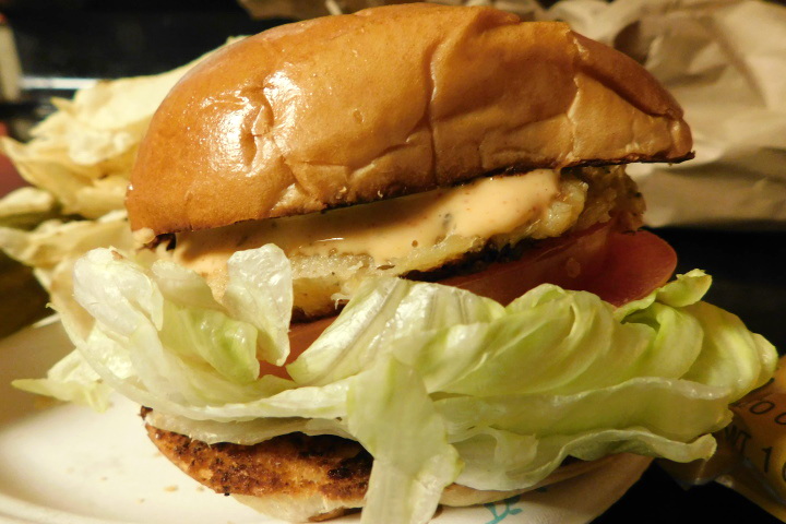 photo of crab crab cake sandwich from Tony's Clam Shop, Quincy, MA