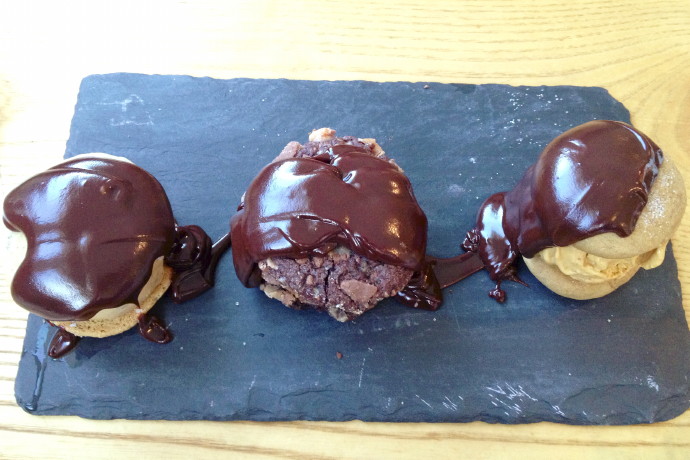 photo of cookie trio from When Pigs Fly Pizzeria, Kittery, ME