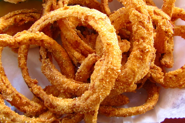 photo of onion rings from White Cottage Snack Bar, Woodstock, VT