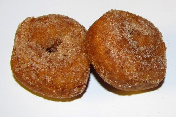 photo of apple cider donuts from Wilson Farm, Lexington, MA
