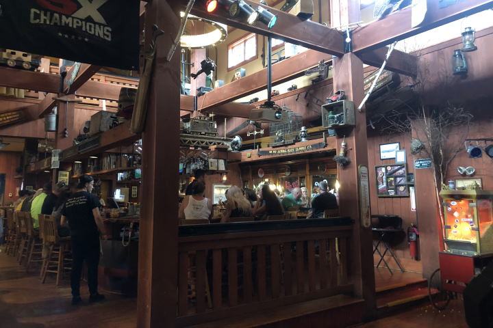 photo of Woodstock Inn Station & Brewery, North Woodstock, NH